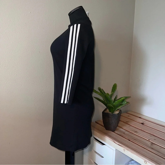 Adidas Mini Dress Size Small ❤️ - Picture 2 of 7